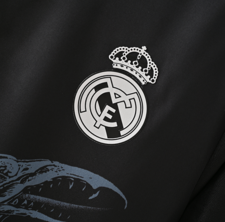 Real Madrid 2014 – Jersey Retro Black Edition